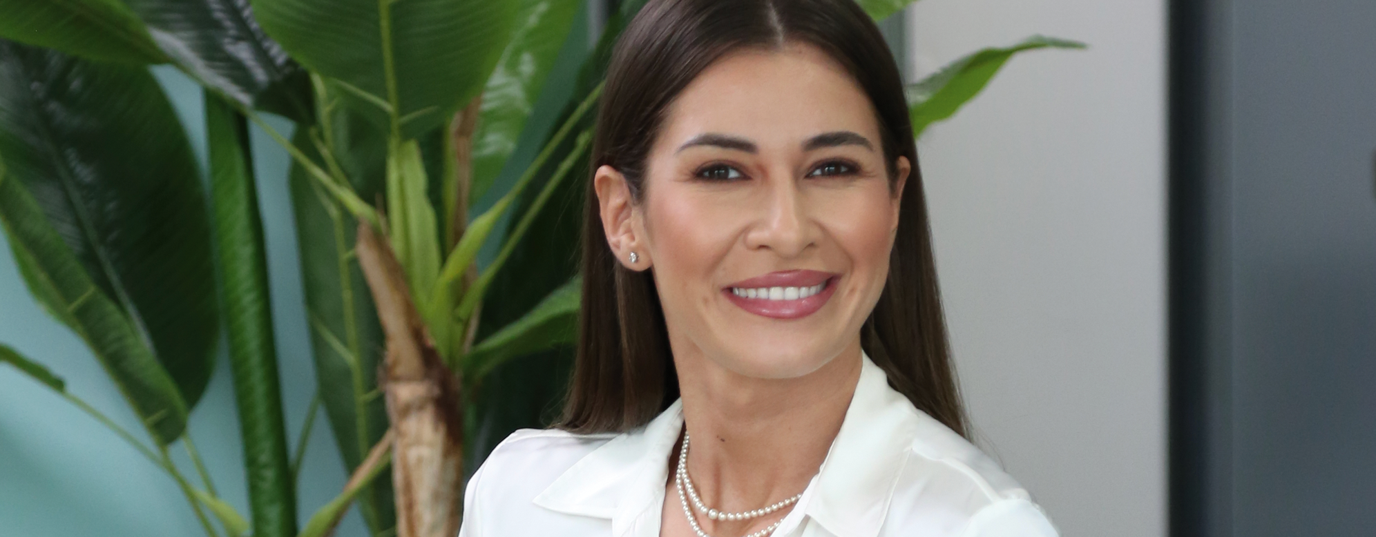 The Secret to a Radiant Smile: Hollywood Smile
